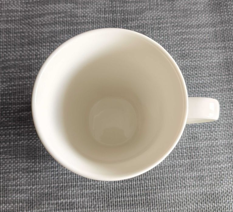 Porcelanowy kubek z motywem kwiatowym a'Tab