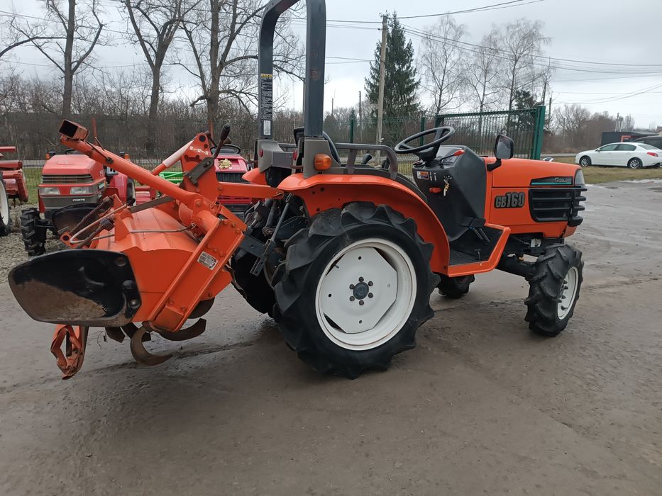 Японський мінітрактор.Трактор Кубота.
