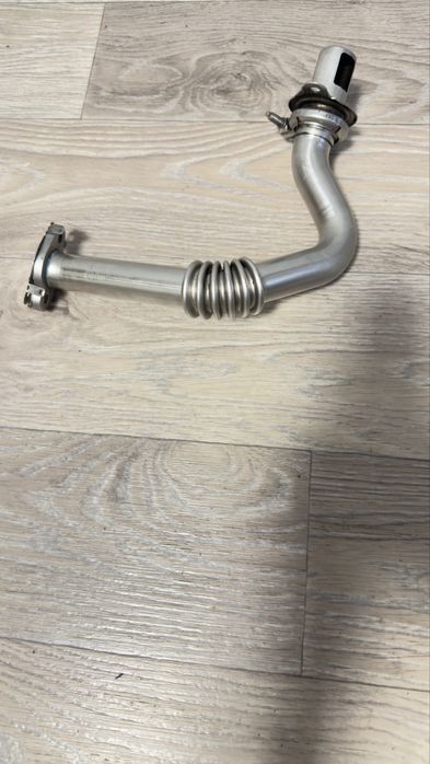 Трубка клапана EGR Гольф 6 1.6 tdi