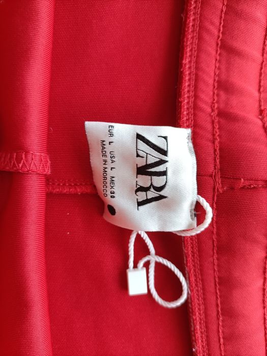 Calções vermelhos desportivos Zara  L
