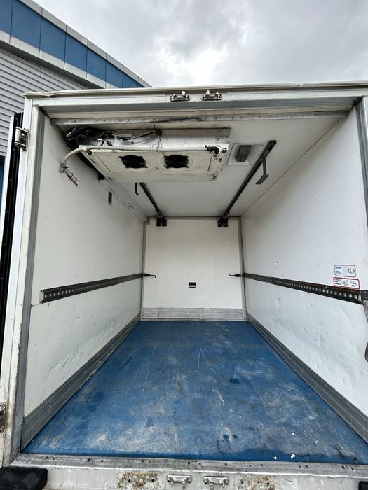 Iveco daily contentor frigorifica congelados