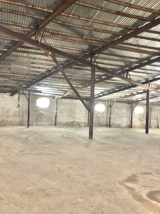 Будівля з приміщеннями виробничого,складського чи офісного призначення