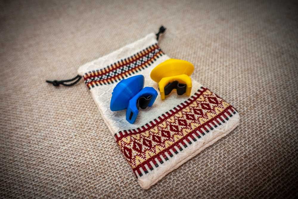 Шейкер (shaker) с креплением на палец /джембе гитара | Рукоділля | NEW