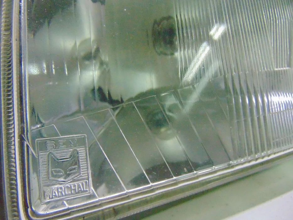Renault super 5 farol