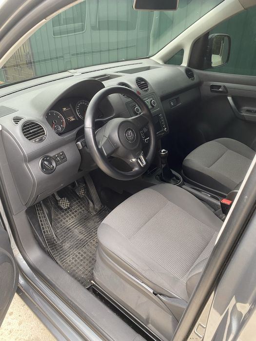 Volkswagen Caddy (Фольцваген Кадди)