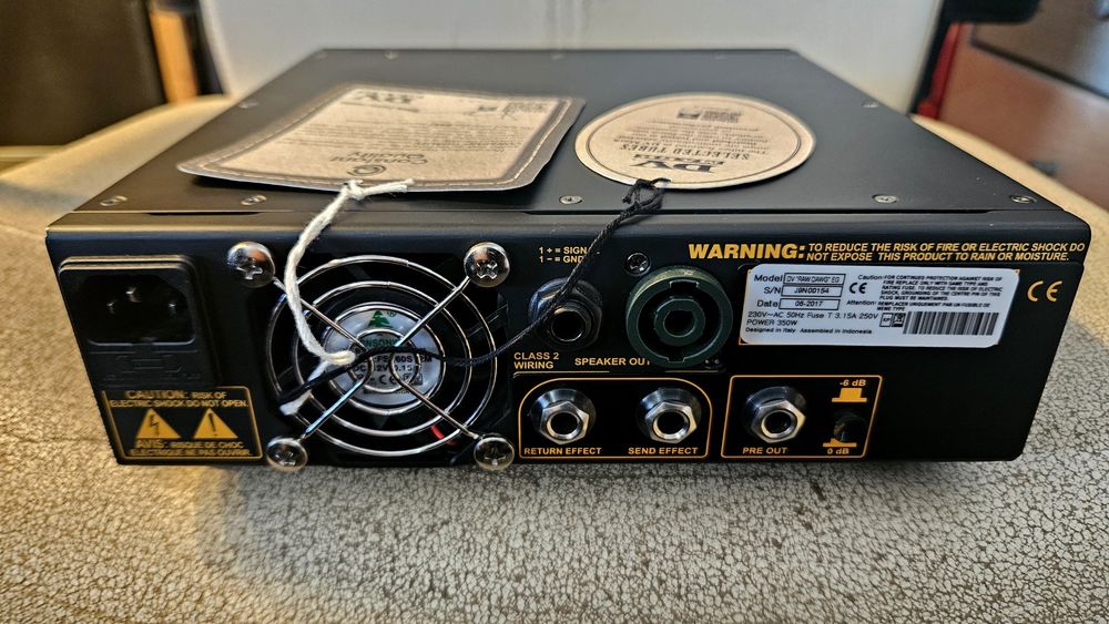 Amplificador Guitarra + Coluna. DV  Mark