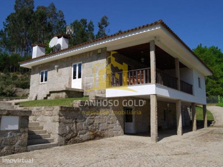 Fantástica Quinta com Moradia T3 - Amares