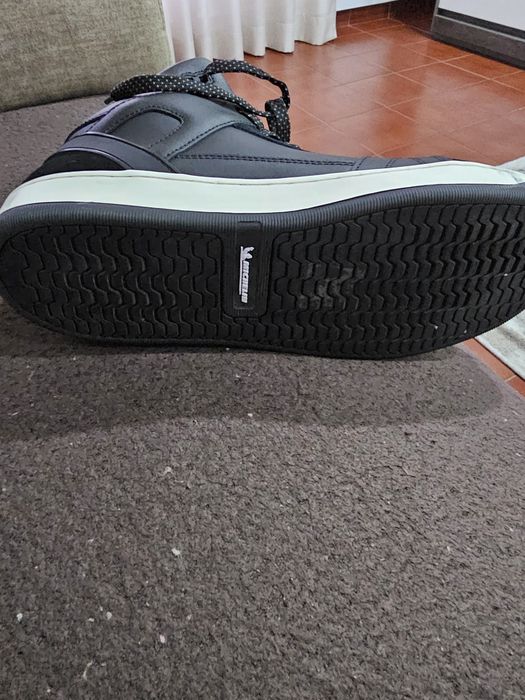 Botas para moto novas