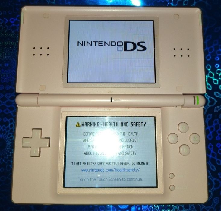 Nintendo DS Lite