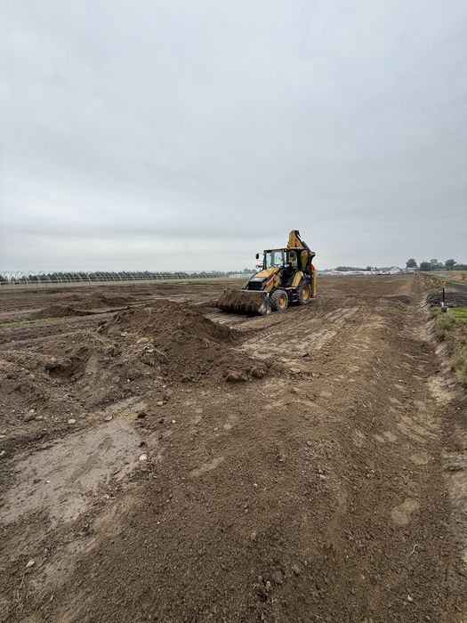 Usługi koparko-ładowarką, minikoparka 2.8 t. wiertnica, młot, wywrotka