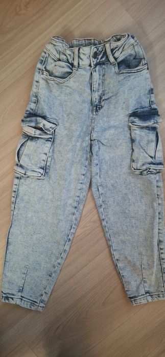 Spodnie rozm 134.      /135/