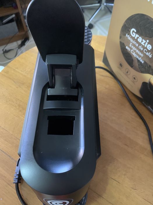 Máquina de Café Expresso - Continente (Grazie)