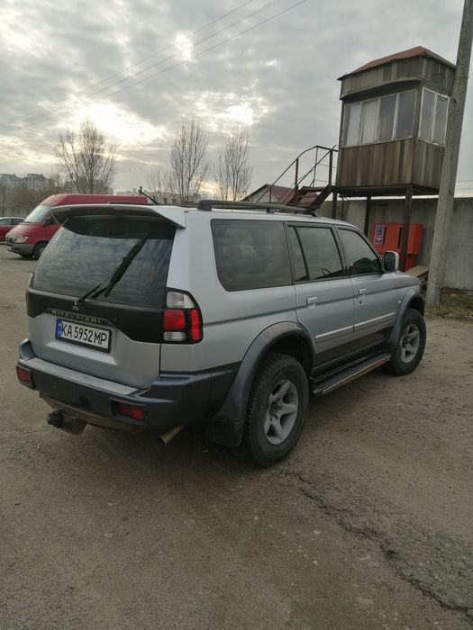 Mitsubishi Pajero sport