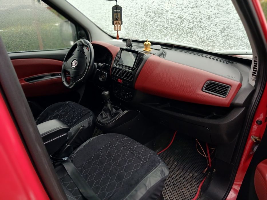 Фіат-Добло 1.6 дизель ,2010 року