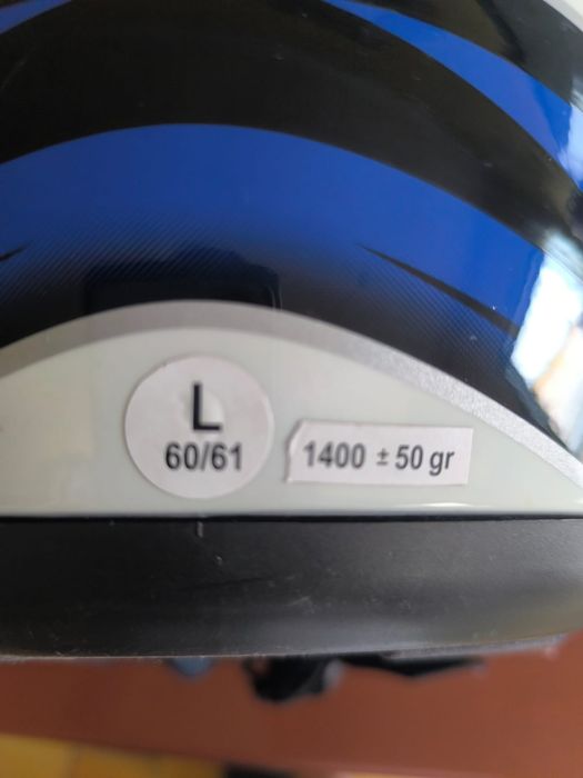 Capacete de mota.