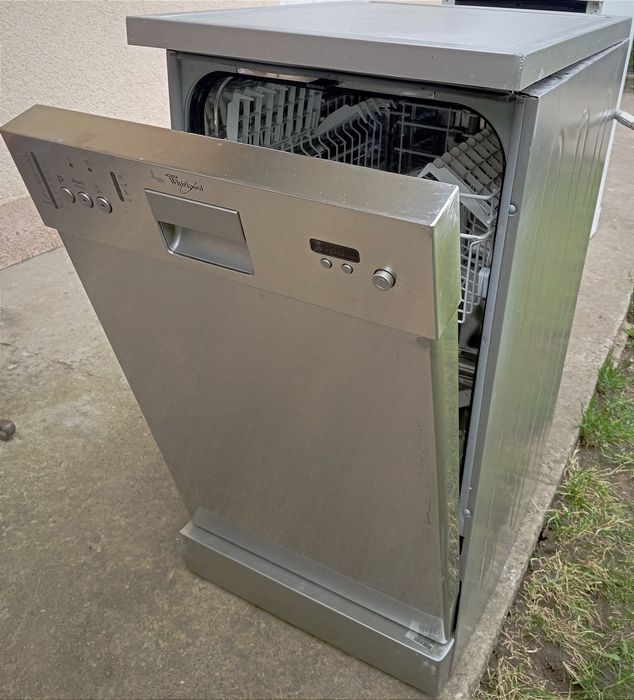 Посудомийна машина