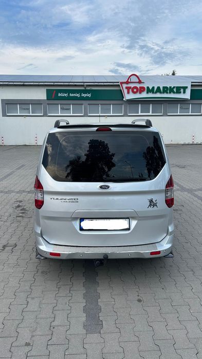 Ford Tourneo Courier 1.5 TDCi Titanium