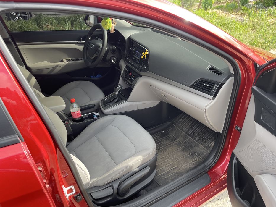 Hyundai  Elantra