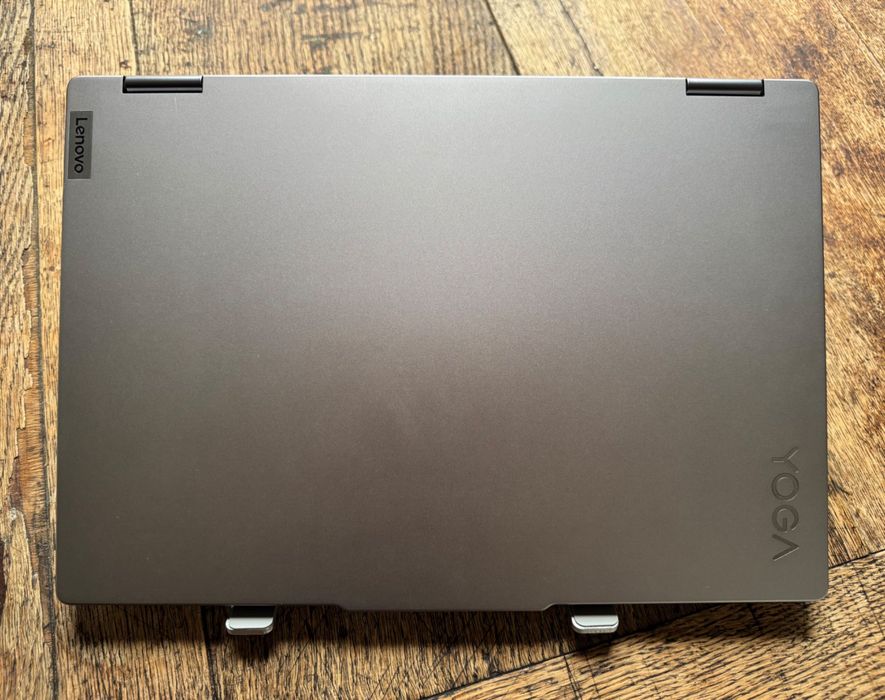 Ноутбук Lenovo Yoga 7 16ARP8 - Ryzen 7, 16GB RAM, SSD 512GB