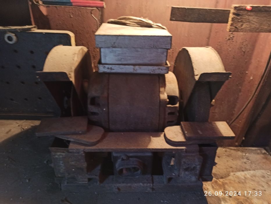 Точило електричне .Наждак электрический