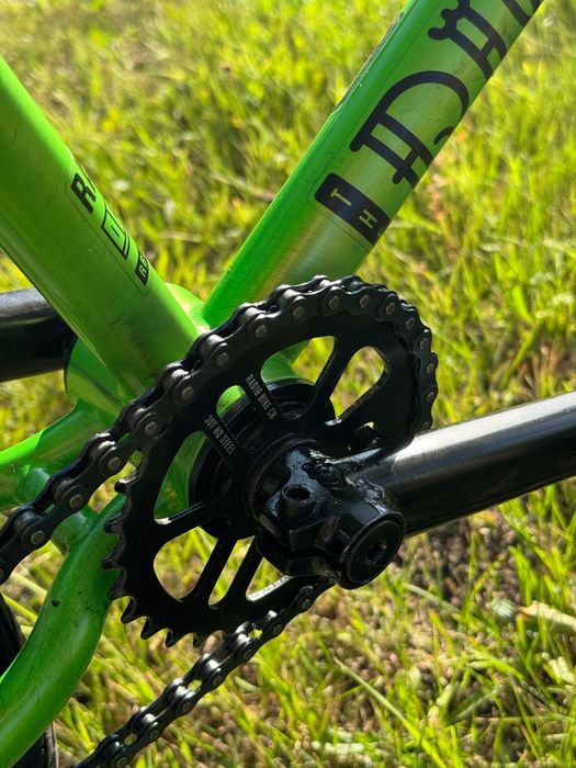 Велосипед BMX спорт