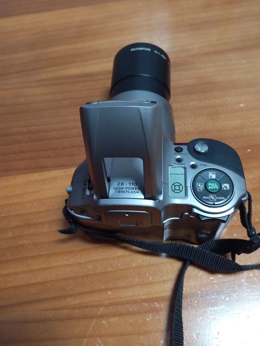 Máquina fotográfica Olympus