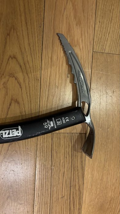 Czekan Petzl Summit 59