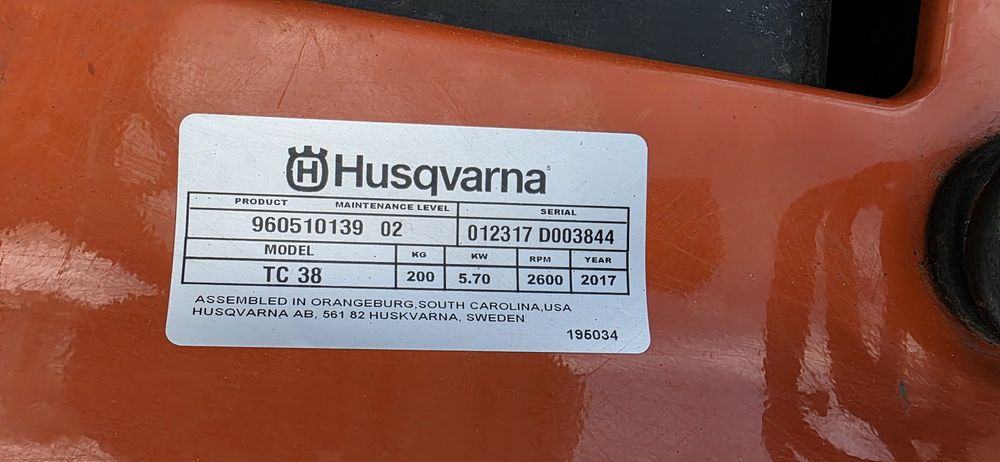 Traktorek Husqvarna TC 38