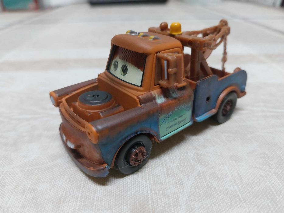 Cars / Disney / Pixar – MATER (Lenticular (V2)