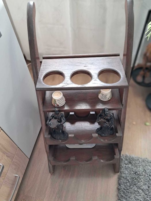 Barek drewniany na butelki