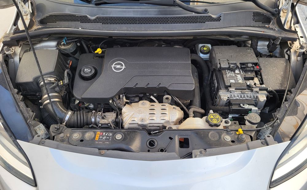 Opel Corsa E 1.3 cdti Edition 95cv 142mil km