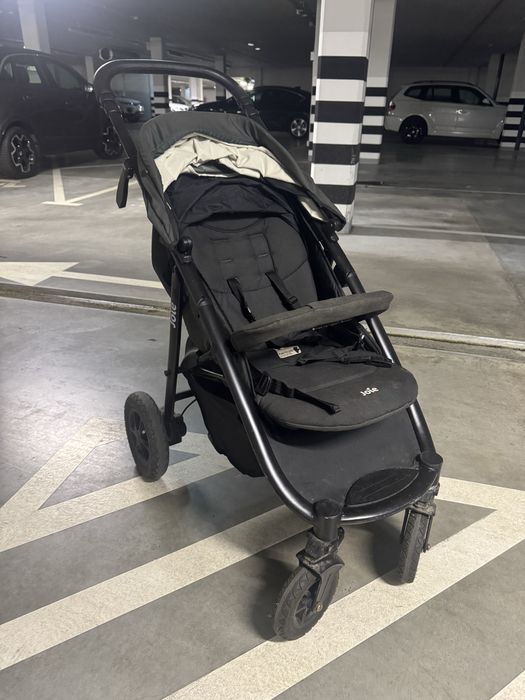 Wiózek spacerówka Joie