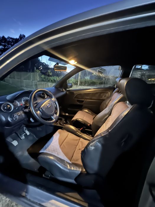 Ford Fiesta comercial 1.4 tdci | Pintura Nova | Super económico