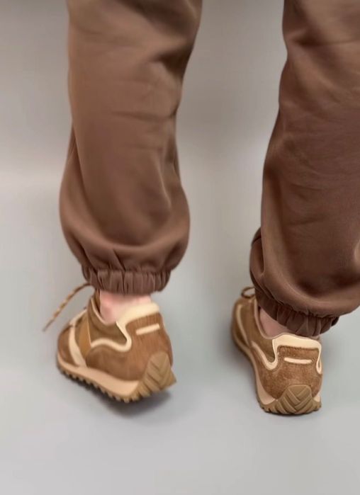 Стильні кросівки lonza натуральна замша і шкіра