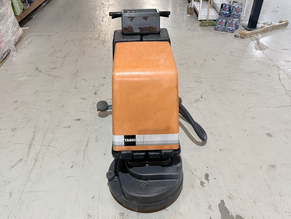 Máquina profissional limpeza de chão TASKI Combimat 1000 E