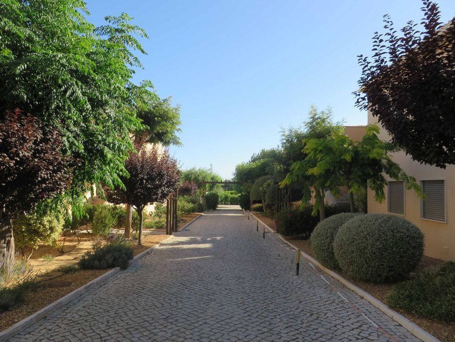 Apartamento T1+ (2 ad+2 crianças) PROMO: JUNHO 560EUR Vale de Parra cond. priv.