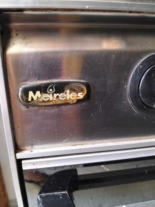 Fogão a gás 5 bocas + Forno (MEIRELES)