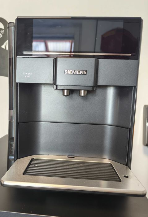 Ekspres do kawy Siemens EQ6 plus s100
