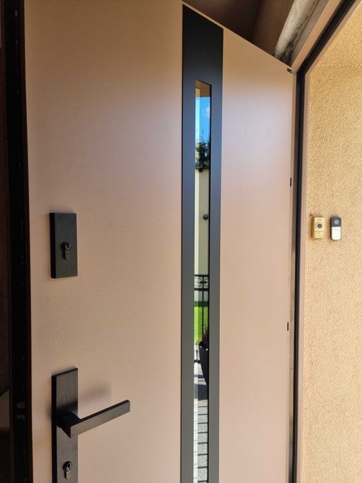 Drzwi WIKĘD OPTIMUM TERMO 76mm wzór 25 z montażem