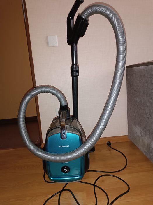 Продам пилосмок Потужний пилосос Samsung із високою силою всмоктування