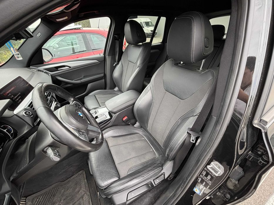 BMW X3 sDrive18d Automático | Nacional | 08/2019 | Volante M
