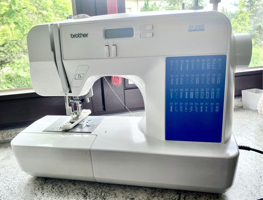 Maszyna BROTHER ES-2000 Computer - SPRAWNA
