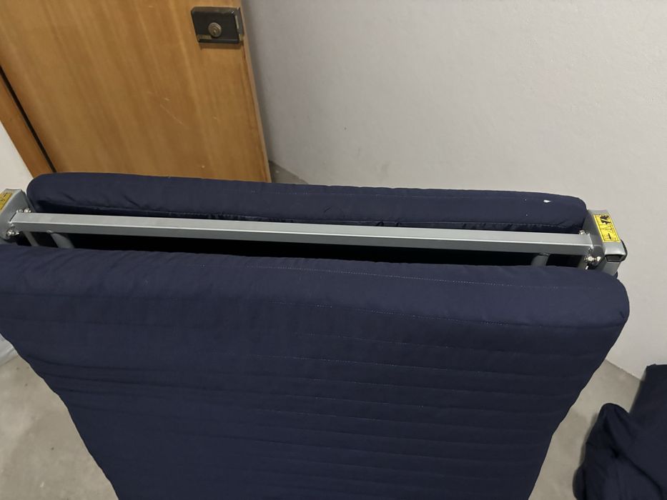 Cama dobravel de solteiro com colchao decespuma cagoform