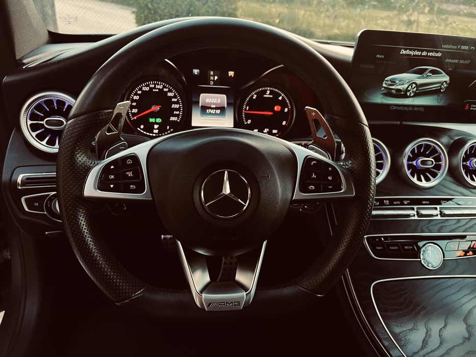 Mercedes-Benz C220D Coupe Bi-Turbo AMG 9G-Tronic Pack Night
