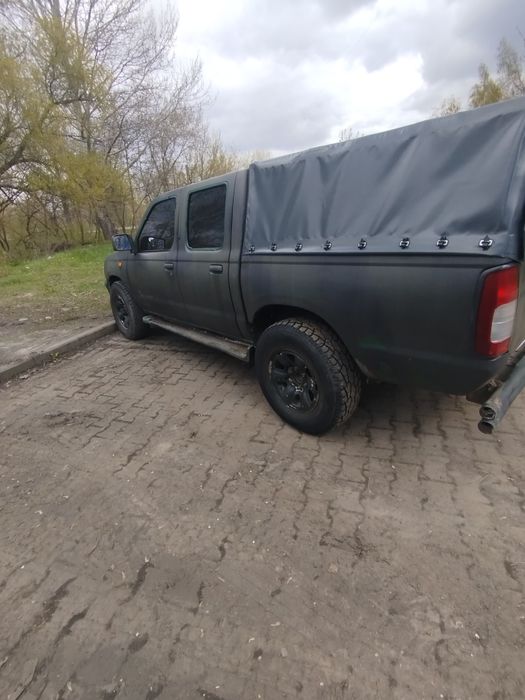 Nissan Navara 2.5