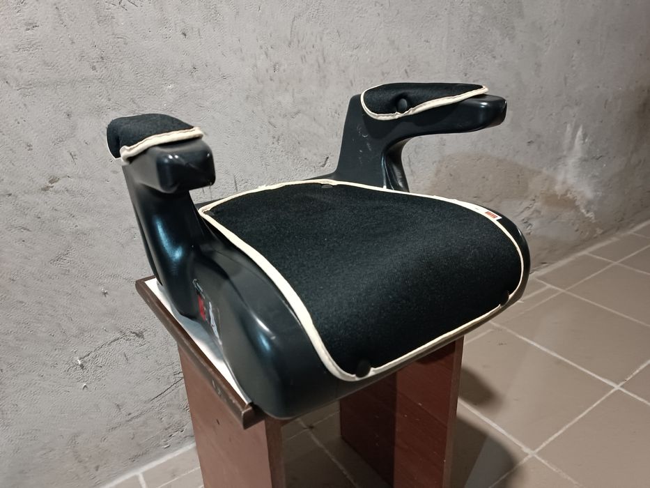 Автокрісло, бустер Renolux Reno Junior Biege