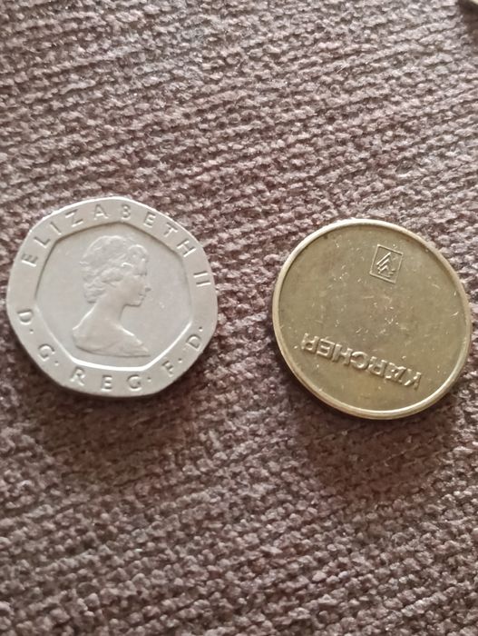 Lote de moedas e outros