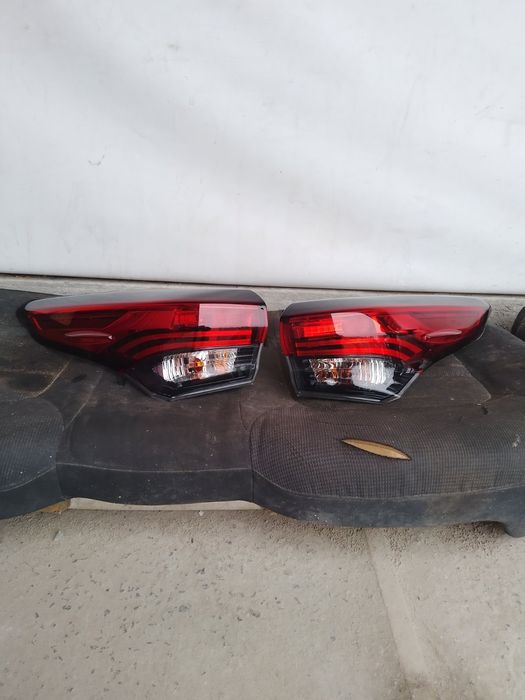 Стопи задні фари на Toyota Highlander Хайлендер 20-24 року