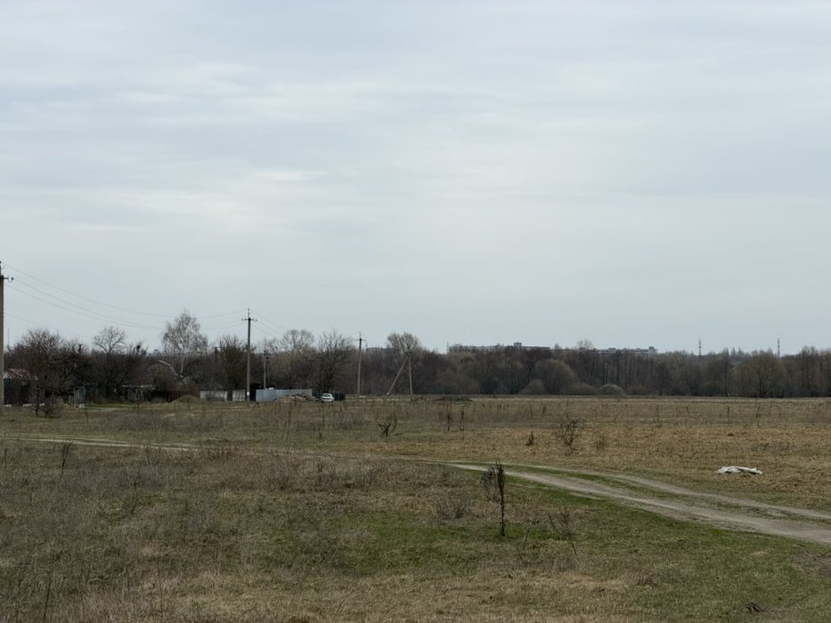 Продаж земельноі ділянки під забудову