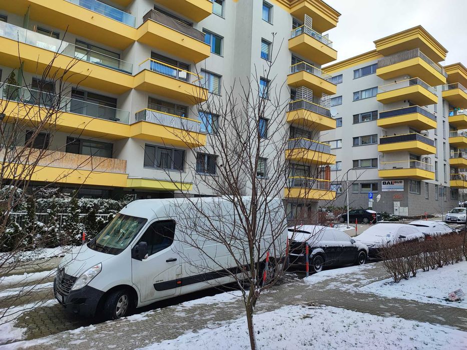 Tani Transport Przeprowadzki Bagażówka Bus Przewóz Rzeczy